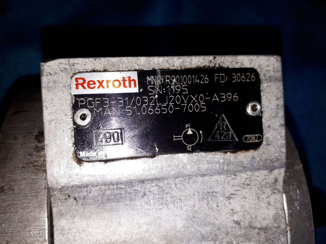 MAN REXROTH . R901001426 FD. 3026 ( 58727) ) Volvo City - משאבת שמן עבור אוטובוס: תמונה 1 MAN REXROTH . R901001426 FD. 3026 ( 58727) ) Volvo City - משאבת שמן עבור אוטובוס: תמונה 1