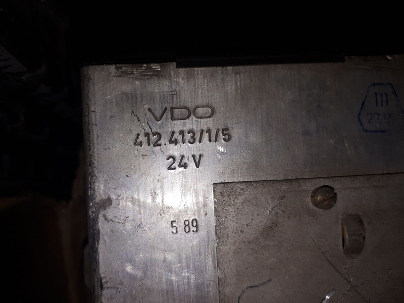 MAN VDO A2C53044389 . 81.25805.7038 .412.413.1.2. - ECU: תמונה 4 MAN VDO A2C53044389 . 81.25805.7038 .412.413.1.2. - ECU: תמונה 4