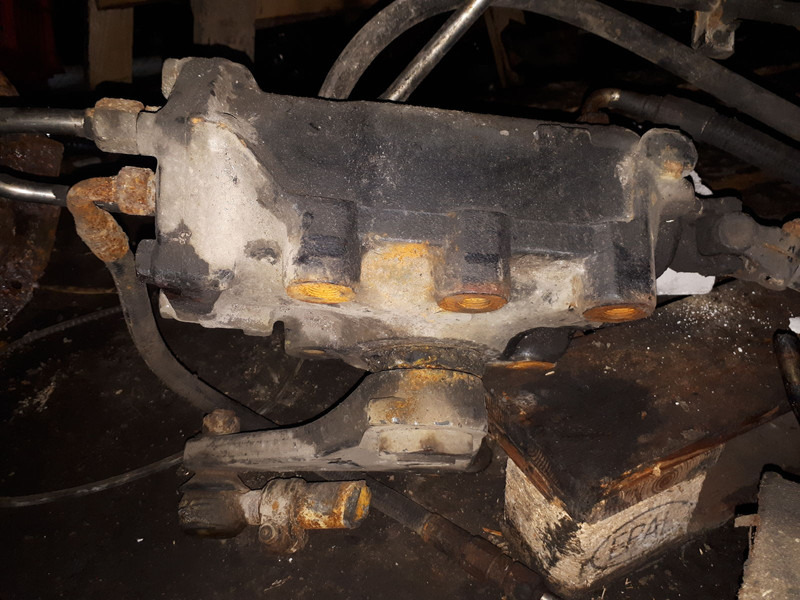 Mercedes-Benz Автобуса Беркховю Вольво ю Скания - ציוד היגוי: תמונה 5 Mercedes-Benz Автобуса Беркховю Вольво ю Скания - ציוד היגוי: תמונה 5