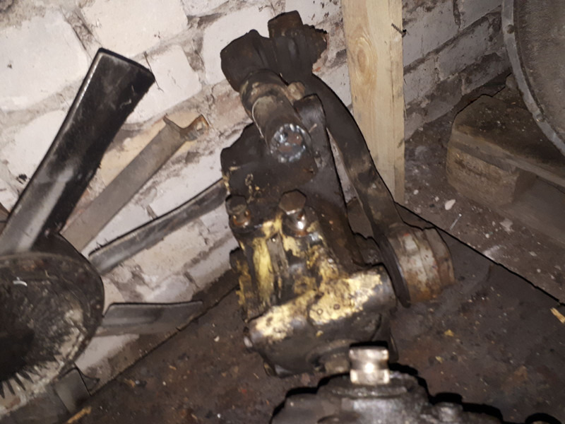 Mercedes-Benz Автобуса Беркховю Вольво ю Скания - ציוד היגוי: תמונה 4 Mercedes-Benz Автобуса Беркховю Вольво ю Скания - ציוד היגוי: תמונה 4