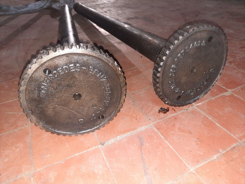 Mercedes-Benz Neoplan . Scania . Volvo . Man - גל הנעה: תמונה 2 Mercedes-Benz Neoplan . Scania . Volvo . Man - גל הנעה: תמונה 2