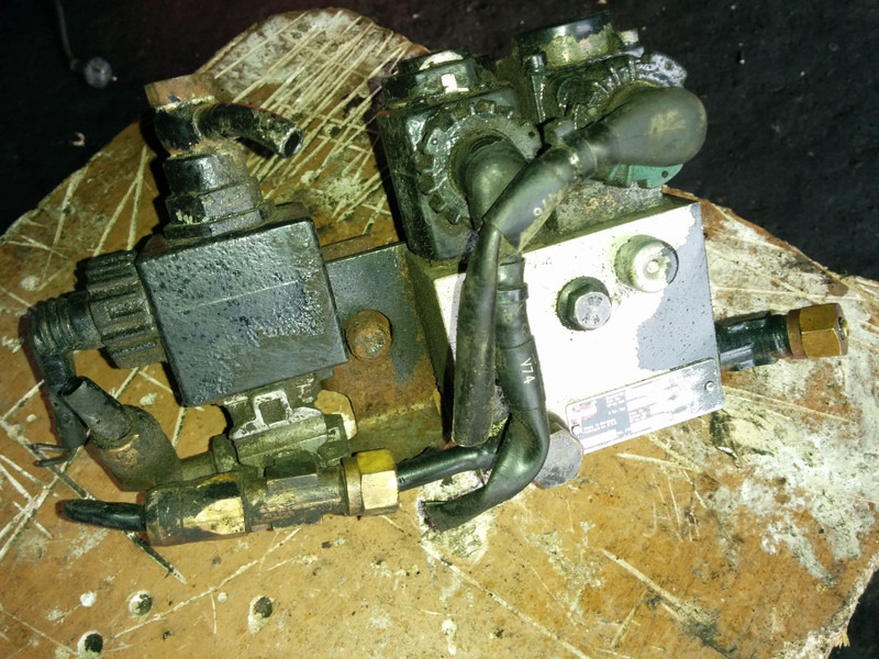 Neoplan LINNIG EL0057 - ECU: תמונה 5 Neoplan LINNIG EL0057 - ECU: תמונה 5