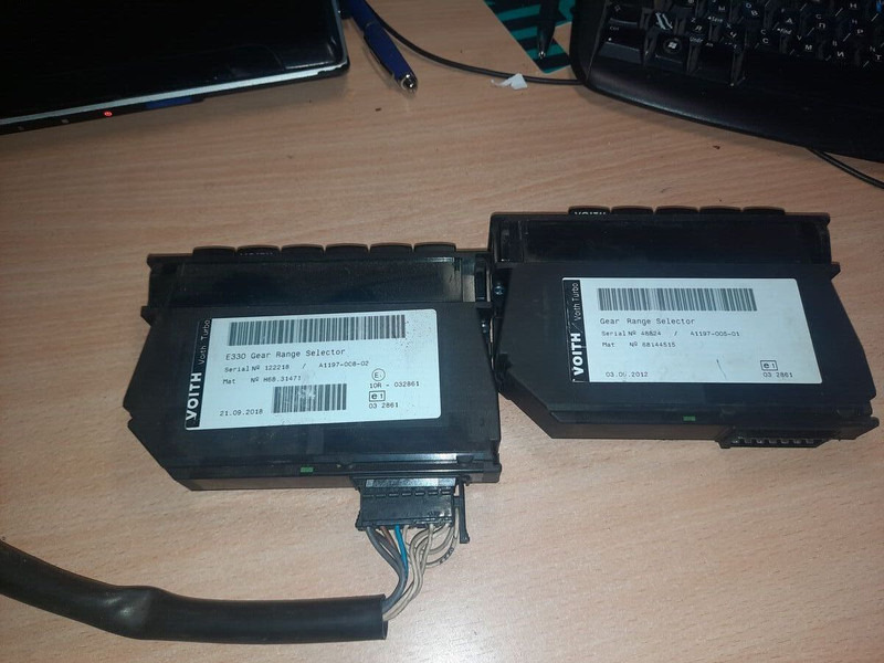 Scania Селектор переключения передач . - ECU: תמונה 4 Scania Селектор переключения передач . - ECU: תמונה 4