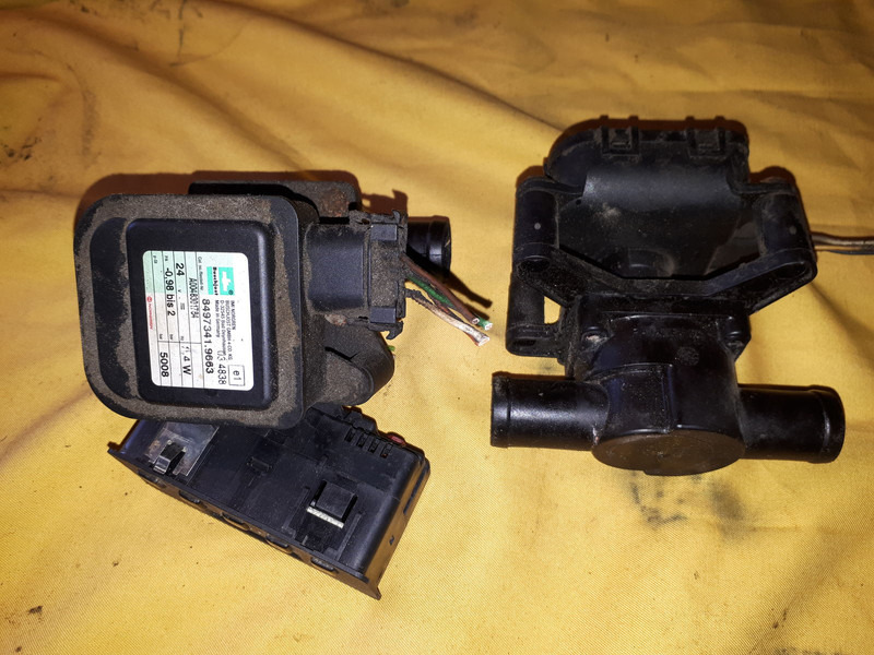 Scania охлаждения - משאבת נוזל קירור: תמונה 1 Scania охлаждения - משאבת נוזל קירור: תמונה 1