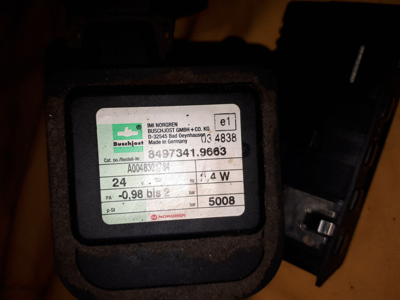 Scania охлаждения - משאבת נוזל קירור: תמונה 3 Scania охлаждения - משאבת נוזל קירור: תמונה 3