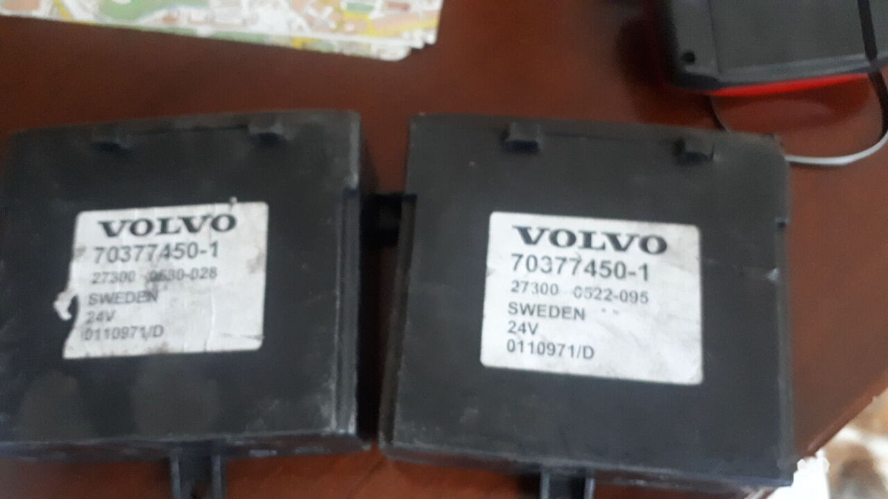 Volvo 20503188-P04.3195082-2 R03 Volvo B12 - ECU עבור אוטובוס: תמונה 4 Volvo 20503188-P04.3195082-2 R03 Volvo B12 - ECU עבור אוטובוס: תמונה 4
