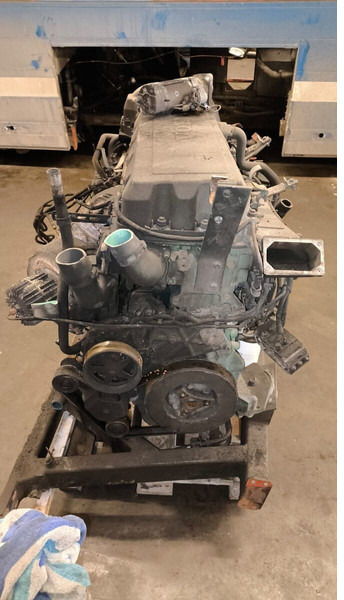 Volvo D9B380/ D9B-360 .G9A-300 D9B310. D9A.-340 - מנוע: תמונה 4 Volvo D9B380/ D9B-360 .G9A-300 D9B310. D9A.-340 - מנוע: תמונה 4