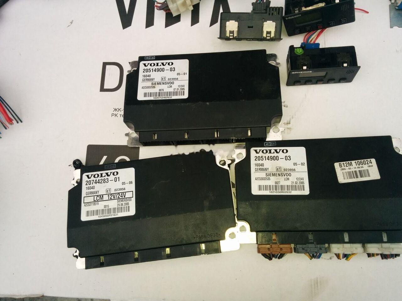 Volvo Siemts VDO 20514900-03 20569213-P03. 20744283-01. 20865208-02. Volvo B12 - ECU עבור אוטובוס: תמונה 3 Volvo Siemts VDO 20514900-03 20569213-P03. 20744283-01. 20865208-02. Volvo B12 - ECU עבור אוטובוס: תמונה 3