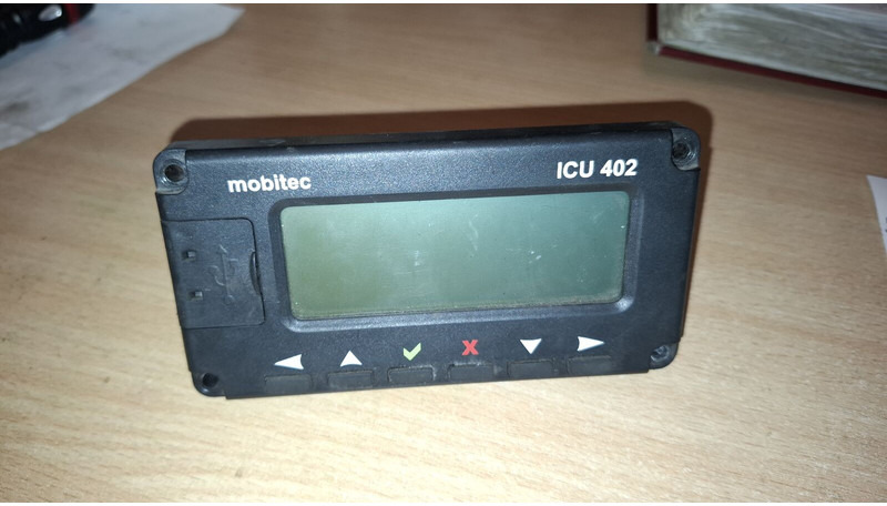 Volvo предохранительные платы Ивеко - לוח מחוונים: תמונה 4 Volvo предохранительные платы Ивеко - לוח מחוונים: תמונה 4