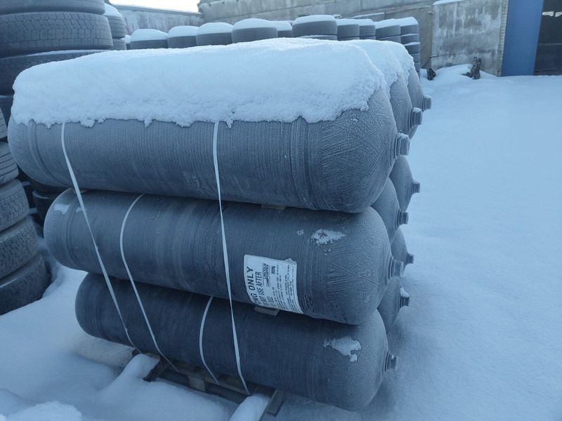 Volvo  - מכל דלק: תמונה 2 Volvo  - מכל דלק: תמונה 2