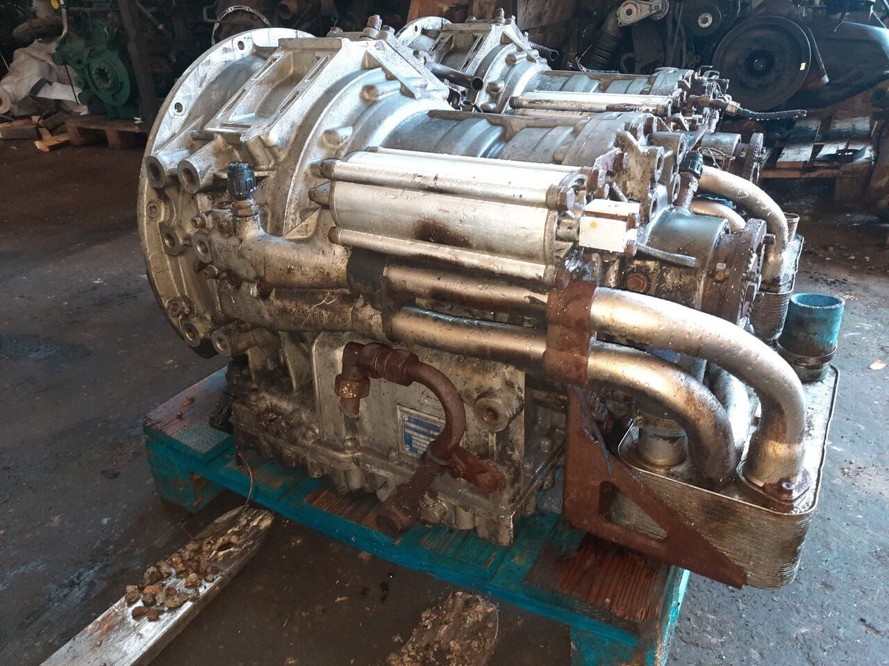ZF 6HP604C .6HP502C. 6HP552C .6HP602C. 6HP592C. 6HP504C .6HP604C. 6 Volvo Man/ Volvo. Scnia. Mersedes - תיבת הילוכים עבור אוטובוס: תמונה 2 ZF 6HP604C .6HP502C. 6HP552C .6HP602C. 6HP592C. 6HP504C .6HP604C. 6 Volvo Man/ Volvo. Scnia. Mersedes - תיבת הילוכים עבור אוטובוס: תמונה 2