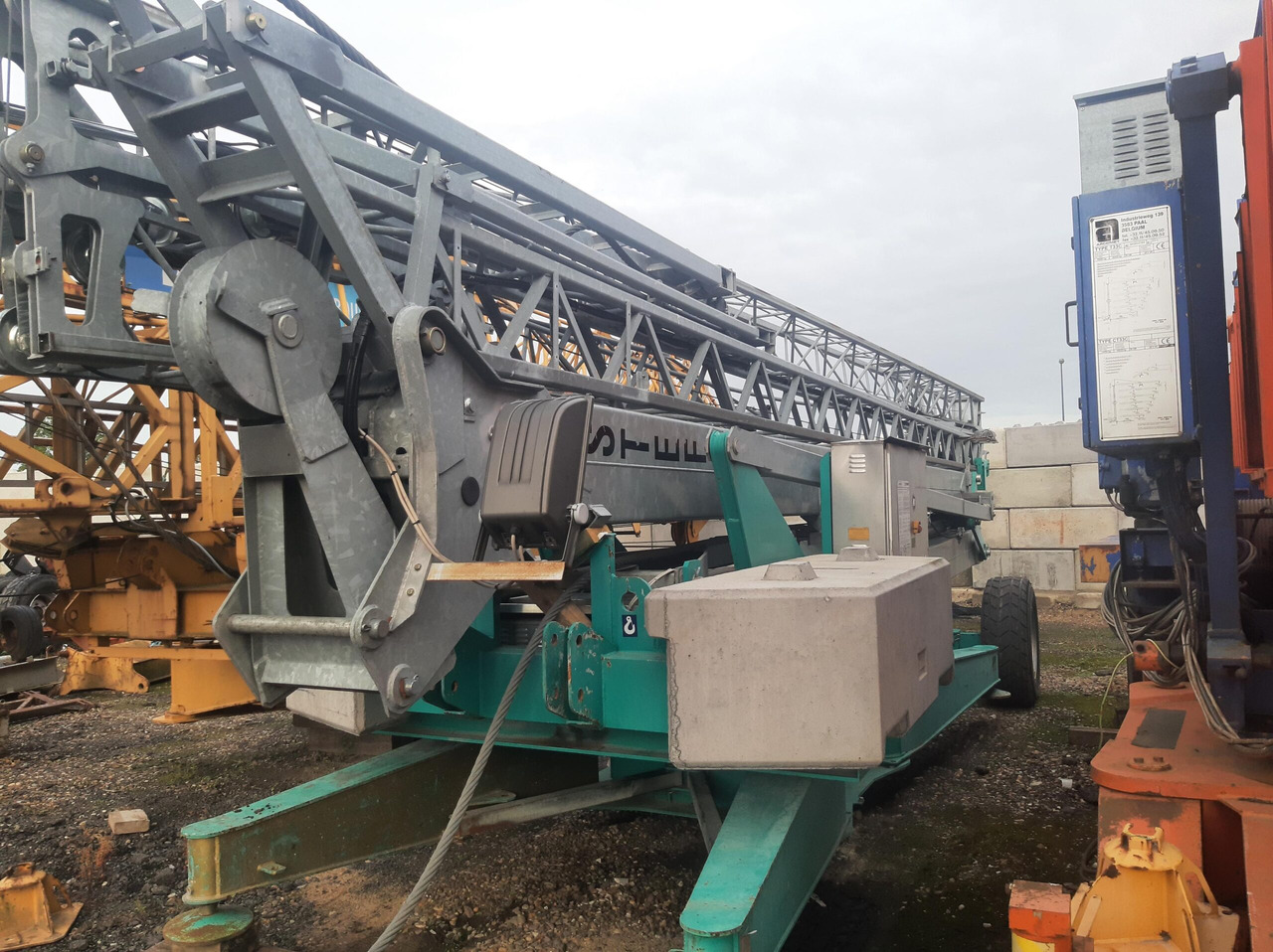 Cattaneo CM 82S4 - מנוף הקמה עצמית: תמונה 4 Cattaneo CM 82S4 - מנוף הקמה עצמית: תמונה 4