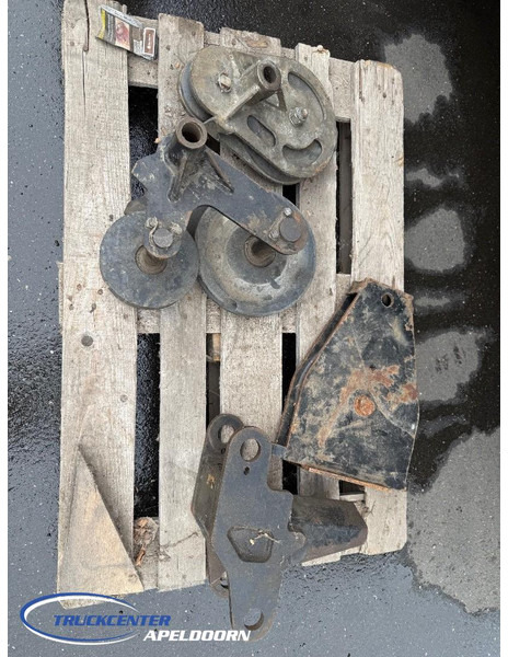 HMF 6020 Winch parts - עגורן מעמיס: תמונה 1 HMF 6020 Winch parts - עגורן מעמיס: תמונה 1