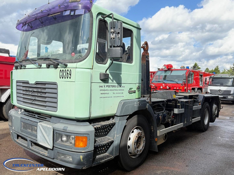 MAN 26.403 6x2 Stuuras, ADR - משאית הרמת וו: תמונה 3 MAN 26.403 6x2 Stuuras, ADR - משאית הרמת וו: תמונה 3