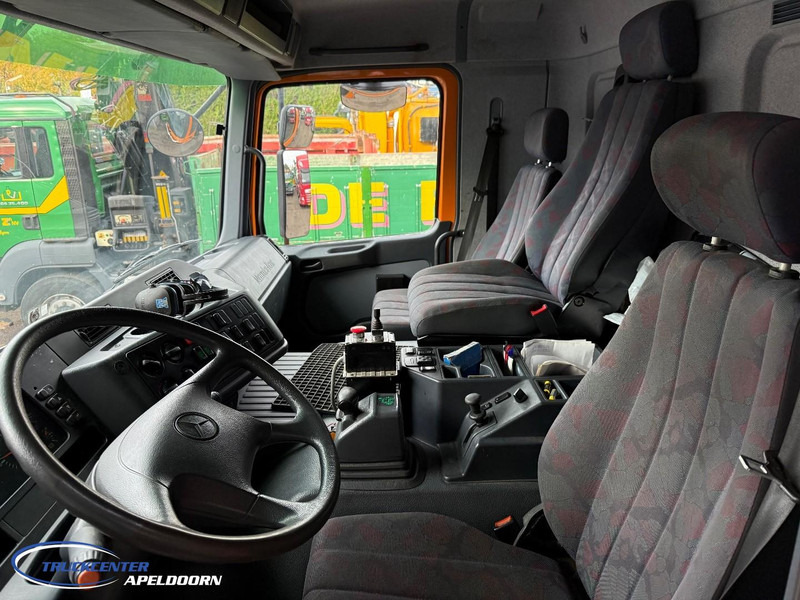 Mercedes-Benz Actros 1831 4x4 Naafreductie, Bladgeveerd, EPS, Originele kilometerstand! - מזהיר: תמונה 5 Mercedes-Benz Actros 1831 4x4 Naafreductie, Bladgeveerd, EPS, Originele kilometerstand! - מזהיר: תמונה 5