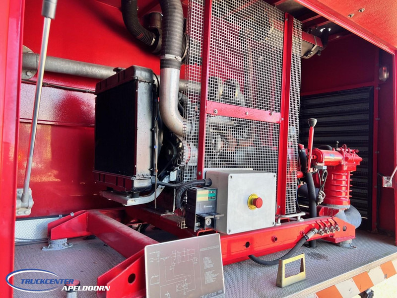 Renault Thomas Sides BS13 4x4, Twin engine! - משאית אש: תמונה 5 Renault Thomas Sides BS13 4x4, Twin engine! - משאית אש: תמונה 5