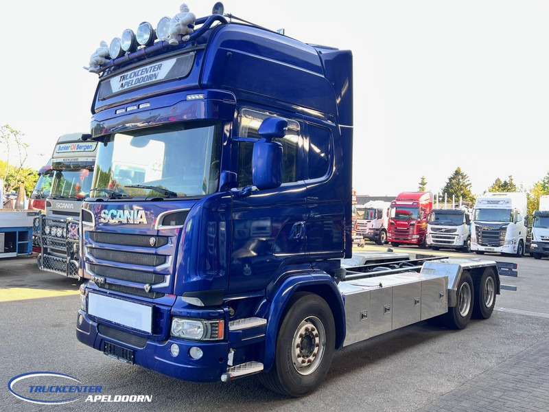 Scania R730 V8 6x4, Retarder, Clutch! Pto, Topline - משאית עם שלדת תא: תמונה 3 Scania R730 V8 6x4, Retarder, Clutch! Pto, Topline - משאית עם שלדת תא: תמונה 3
