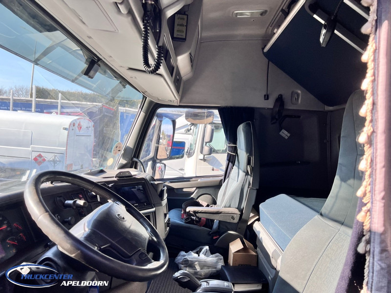 Volvo FH 440 HIAB 800 E4, 8x2 - משאית צד נופל/ שטוחה, משאית מנוף: תמונה 5 Volvo FH 440 HIAB 800 E4, 8x2 - משאית צד נופל/ שטוחה, משאית מנוף: תמונה 5