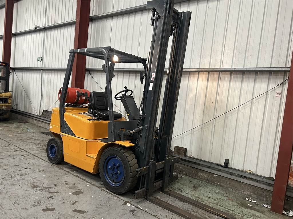 Daewoo G25E-3 - מלגזת LPG: תמונה 4 Daewoo G25E-3 - מלגזת LPG: תמונה 4