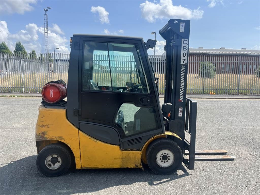 Jungheinrich TFG425S - מלגזת LPG: תמונה 4 Jungheinrich TFG425S - מלגזת LPG: תמונה 4