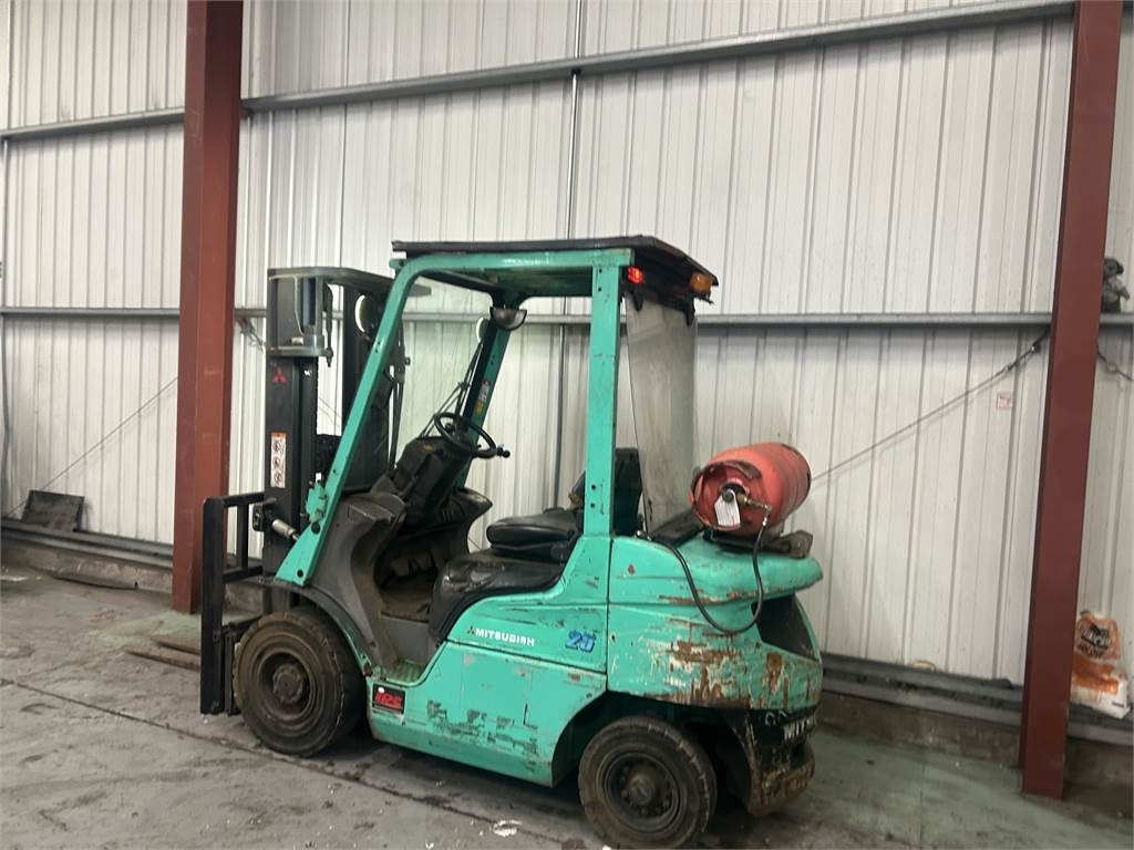 Mitsubishi FG25NT - מלגזת LPG: תמונה 3 Mitsubishi FG25NT - מלגזת LPG: תמונה 3