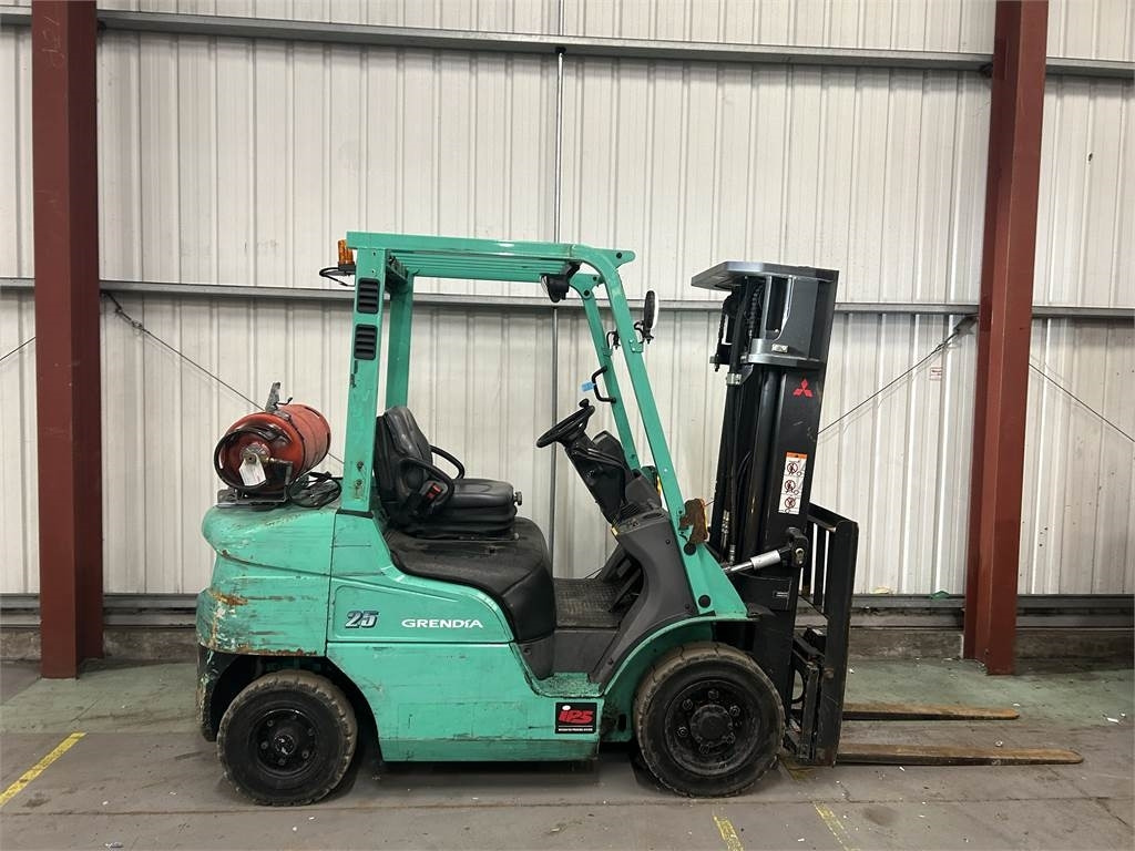 Mitsubishi FG25NT - מלגזת LPG: תמונה 5 Mitsubishi FG25NT - מלגזת LPG: תמונה 5