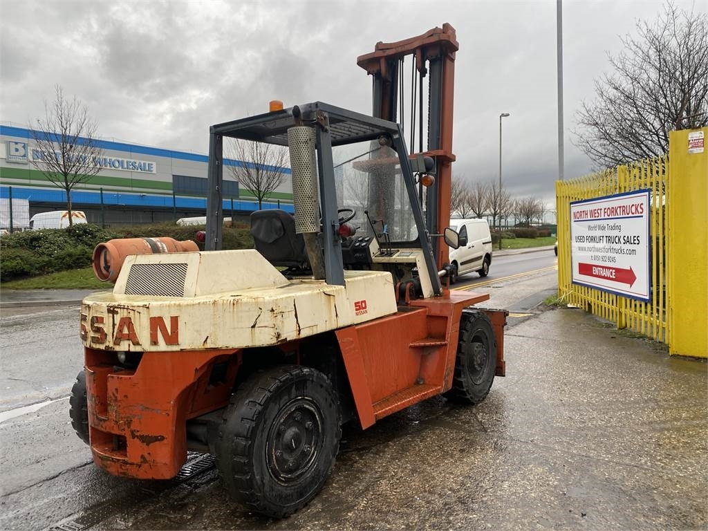 Nissan BF05H50U - מלגזת סולר: תמונה 5 Nissan BF05H50U - מלגזת סולר: תמונה 5