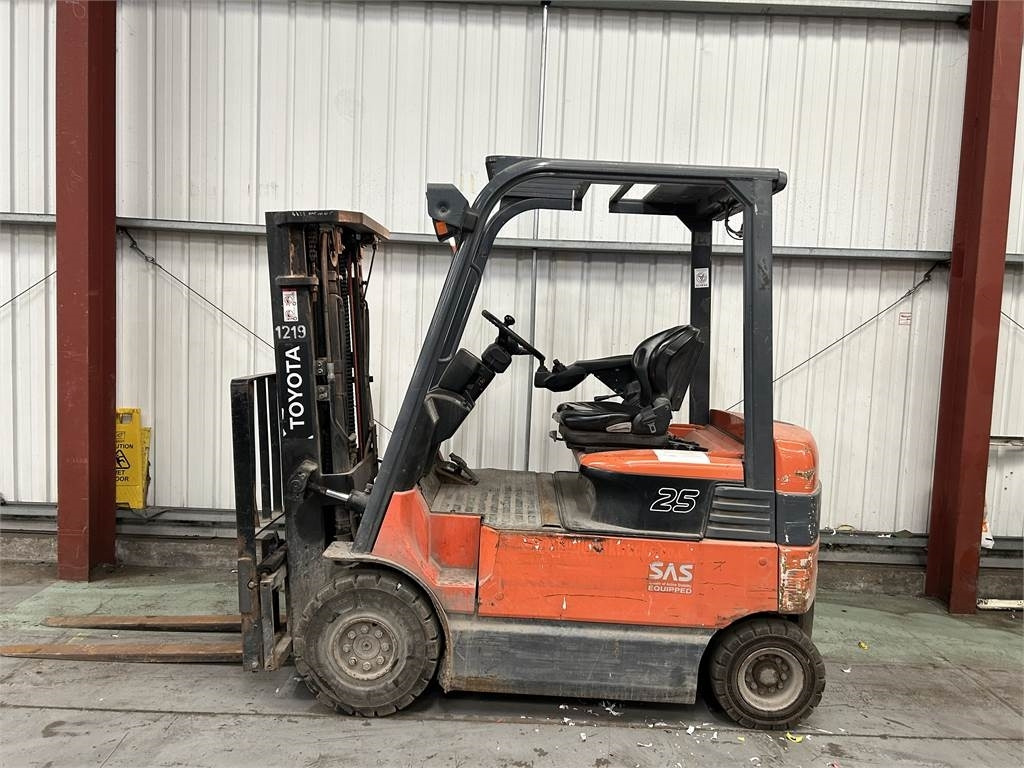 Toyota 7FBMF25 - מלגזה חשמלית: תמונה 1 Toyota 7FBMF25 - מלגזה חשמלית: תמונה 1