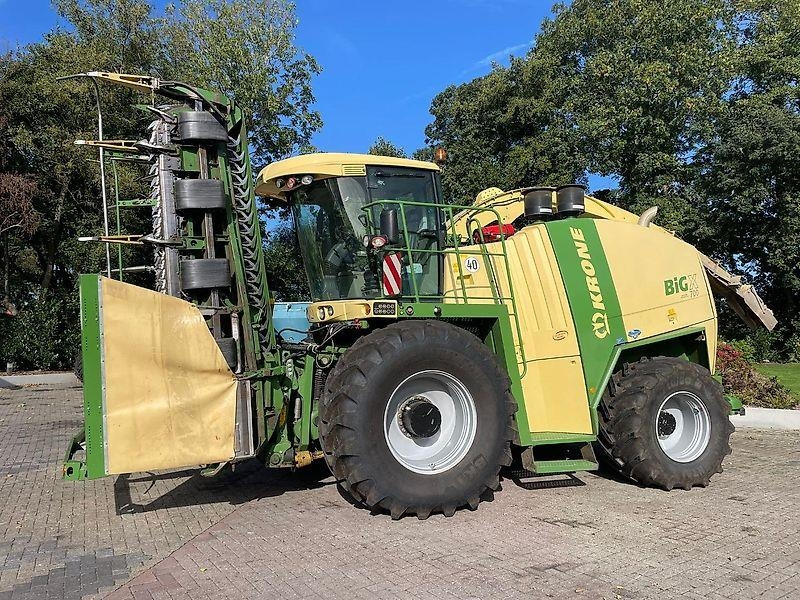 Krone Big X 700 Sofort Einzatsbereit! - מכונה חקלאית: תמונה 1 Krone Big X 700 Sofort Einzatsbereit! - מכונה חקלאית: תמונה 1