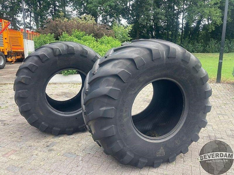 Michelin MEGA BIB 1050/50R32 - צמיג עבור מכונה חקלאית: תמונה 2 Michelin MEGA BIB 1050/50R32 - צמיג עבור מכונה חקלאית: תמונה 2