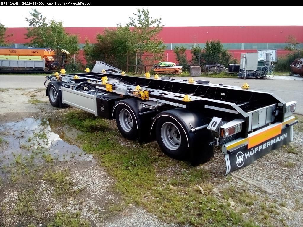 Hüffermann Vario-Carrier HMA 2424 ZB 3-Achs für Absetzmulde - קרון נגרר מתגלגל/ מדלג: תמונה 3 Hüffermann Vario-Carrier HMA 2424 ZB 3-Achs für Absetzmulde - קרון נגרר מתגלגל/ מדלג: תמונה 3