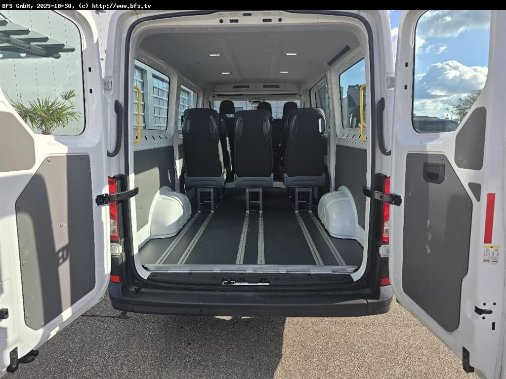 MAN TGE 3.140 4x2 F SB Kleinbus 9-Sitzer - מיניבוס, כלי רכב מסחרי לנוסעים: תמונה 3 MAN TGE 3.140 4x2 F SB Kleinbus 9-Sitzer - מיניבוס, כלי רכב מסחרי לנוסעים: תמונה 3