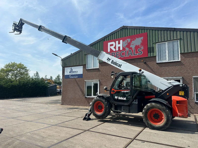 Bobcat T40.180 SLPB 31,CE, 3102 HOURS, 18 M , 4000KG 1200MM FORKS AIR CONDITIONER - מפעיל טלסקופי: תמונה 1 Bobcat T40.180 SLPB 31,CE, 3102 HOURS, 18 M , 4000KG 1200MM FORKS AIR CONDITIONER - מפעיל טלסקופי: תמונה 1