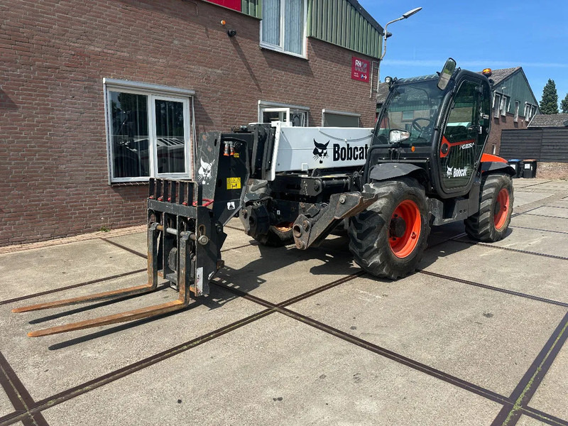 Bobcat T40.180 SLPB 31,CE, 3102 HOURS, 18 M , 4000KG 1200MM FORKS AIR CONDITIONER - מפעיל טלסקופי: תמונה 3 Bobcat T40.180 SLPB 31,CE, 3102 HOURS, 18 M , 4000KG 1200MM FORKS AIR CONDITIONER - מפעיל טלסקופי: תמונה 3