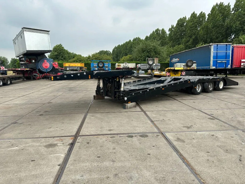 Bodex 3 AXEL TRUCKTRANSPORTER - סמיטריילר בהובלה אוטומטית: תמונה 2 Bodex 3 AXEL TRUCKTRANSPORTER - סמיטריילר בהובלה אוטומטית: תמונה 2
