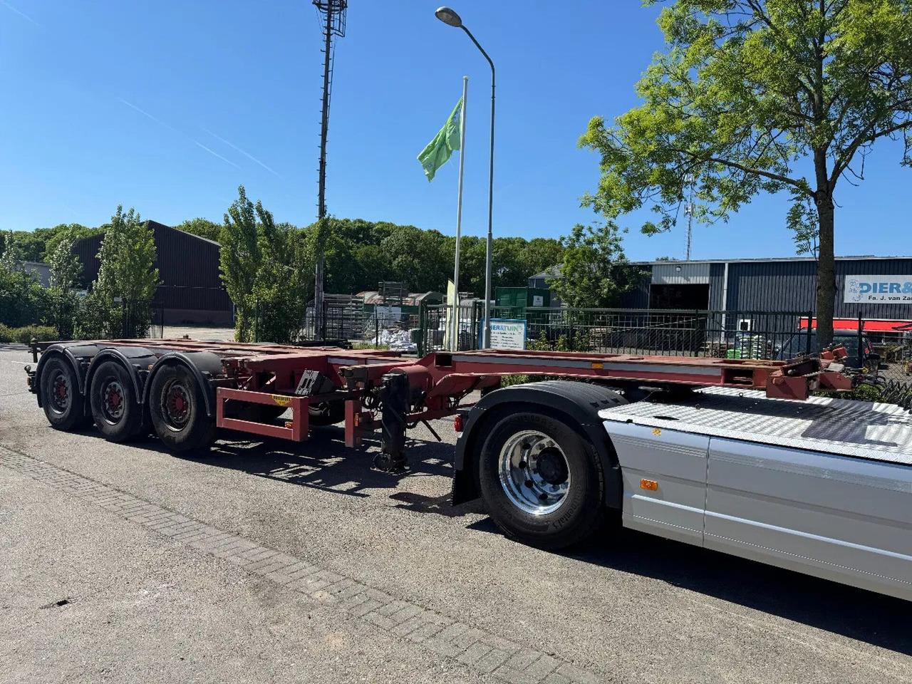 Broshuis 3 UCC-39/45 EU - 3 AXLE SAF + LIFTING AXLE - סמיטריילר מוביל מכולות/ החלפת גוף: תמונה 1 Broshuis 3 UCC-39/45 EU - 3 AXLE SAF + LIFTING AXLE - סמיטריילר מוביל מכולות/ החלפת גוף: תמונה 1