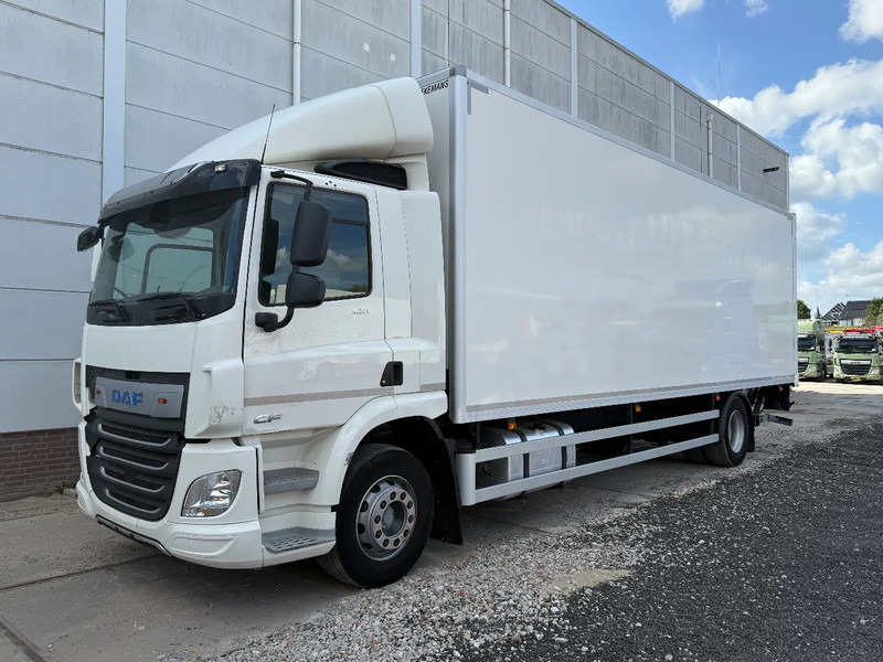 DAF CF 320 4X2 - EURO 6 - 19 TON + DHOLLANDIA - משאית תיבה: תמונה 1 DAF CF 320 4X2 - EURO 6 - 19 TON + DHOLLANDIA - משאית תיבה: תמונה 1