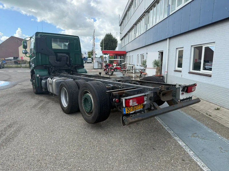 DAF CF 400 6X2 EURO 6 - ONLY 689.209 KM + STEERING AXLE - משאית עם שלדת תא: תמונה 5 DAF CF 400 6X2 EURO 6 - ONLY 689.209 KM + STEERING AXLE - משאית עם שלדת תא: תמונה 5