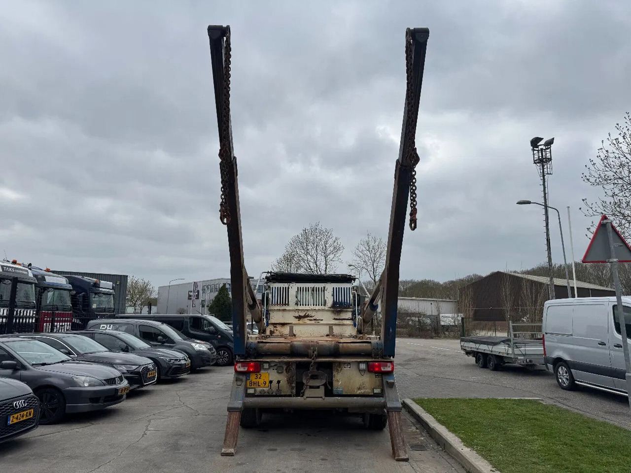 DAF CF 400 6X2 - EURO 6 + VDL P-18 + REMOTE + LIFT A - מזהיר: תמונה 5 DAF CF 400 6X2 - EURO 6 + VDL P-18 + REMOTE + LIFT A - מזהיר: תמונה 5