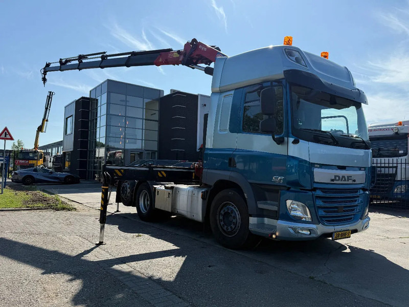 DAF CF 440 6X2 EURO 6 + HMF 3220-K5 REMOTE 5E & 6E FUNCTIE - משאית מנוף: תמונה 2 DAF CF 440 6X2 EURO 6 + HMF 3220-K5 REMOTE 5E & 6E FUNCTIE - משאית מנוף: תמונה 2