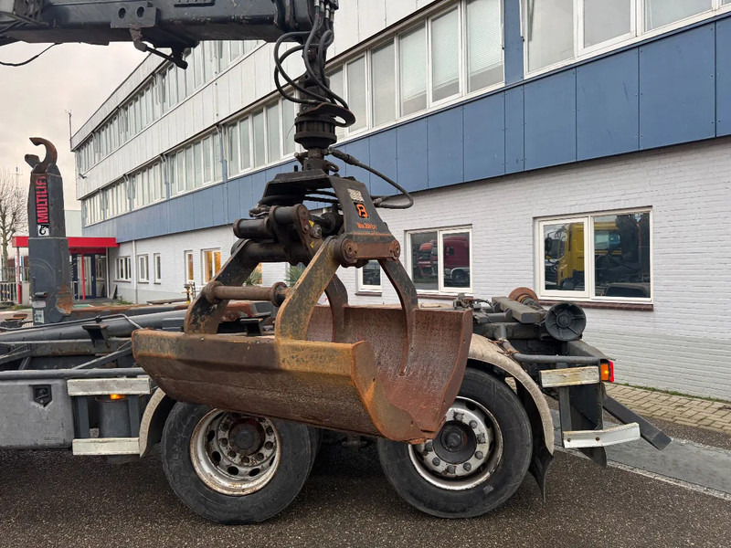 DAF CF 75.310 6X2 EURO 5 HMF 1244 Z2 + REMOTE + HIAB 17T HOOK - משאית מנוף: תמונה 4 DAF CF 75.310 6X2 EURO 5 HMF 1244 Z2 + REMOTE + HIAB 17T HOOK - משאית מנוף: תמונה 4