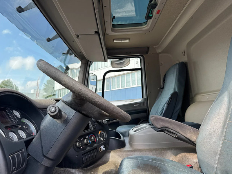 משאית מכל DAF CF 85.360 8X2 EURO 5 + TANK 32.700 LITER - LAMBRECHT: תמונה 13