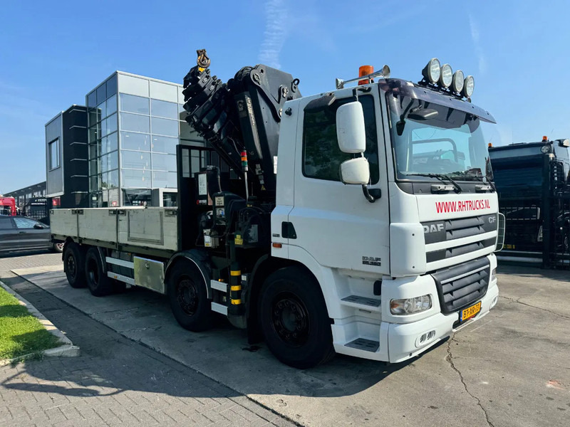 DAF CF 85.360 8x2 + HIAB 422E8 REMOTE CONTROLE - משאית צד נופל/ שטוחה, משאית מנוף: תמונה 4 DAF CF 85.360 8x2 + HIAB 422E8 REMOTE CONTROLE - משאית צד נופל/ שטוחה, משאית מנוף: תמונה 4