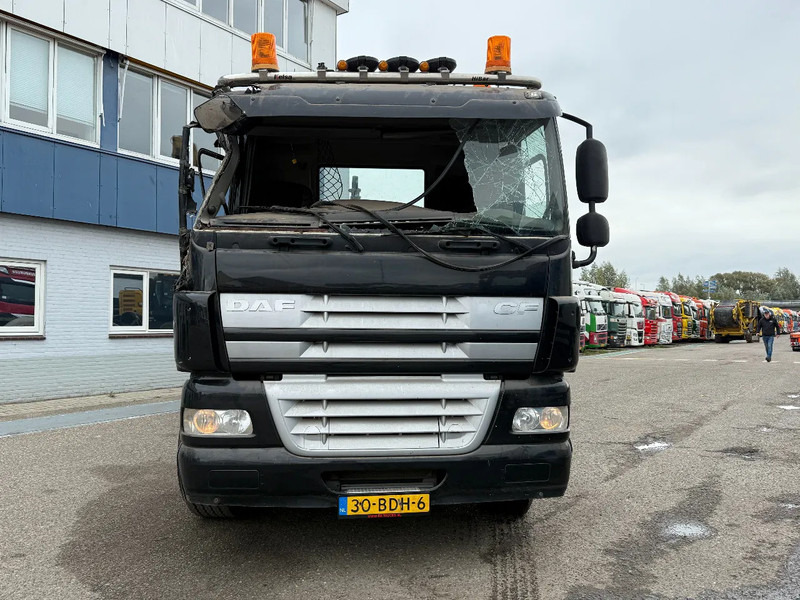 DAF CF 85.460 8X4 EURO 5 - FULL STEEL SUSP. - MANUAL GEAR - BIG AXLES + VDL HOOKLIFT - משאית הרמת וו: תמונה 2 DAF CF 85.460 8X4 EURO 5 - FULL STEEL SUSP. - MANUAL GEAR - BIG AXLES + VDL HOOKLIFT - משאית הרמת וו: תמונה 2