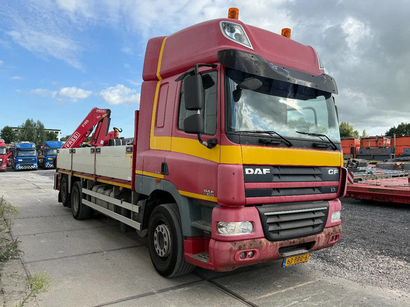 DAF CF 85.460 EEV 6X2 + FASSI F150 MET REMOTE CONTROL - משאית צד נופל/ שטוחה, משאית מנוף: תמונה 3 DAF CF 85.460 EEV 6X2 + FASSI F150 MET REMOTE CONTROL - משאית צד נופל/ שטוחה, משאית מנוף: תמונה 3