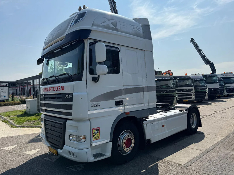 DAF XF 105.510 4X2 SKIRTS ADR RETARDER STANDKLIMA - יחידת טרקטור: תמונה 1 DAF XF 105.510 4X2 SKIRTS ADR RETARDER STANDKLIMA - יחידת טרקטור: תמונה 1
