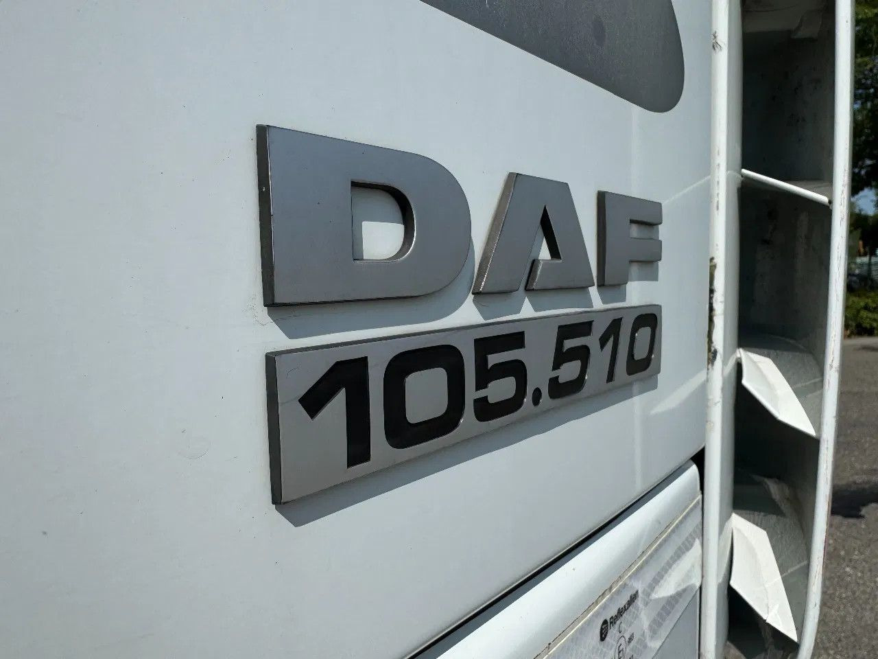 DAF XF 105.510 4X2 SKIRTS ADR RETARDER STANDKLIMA - יחידת טרקטור: תמונה 5 DAF XF 105.510 4X2 SKIRTS ADR RETARDER STANDKLIMA - יחידת טרקטור: תמונה 5