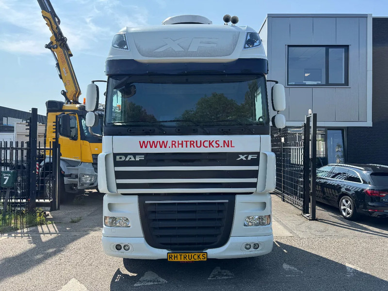 DAF XF 105.510 4X2 SKIRTS ADR RETARDER STANDKLIMA - יחידת טרקטור: תמונה 2 DAF XF 105.510 4X2 SKIRTS ADR RETARDER STANDKLIMA - יחידת טרקטור: תמונה 2