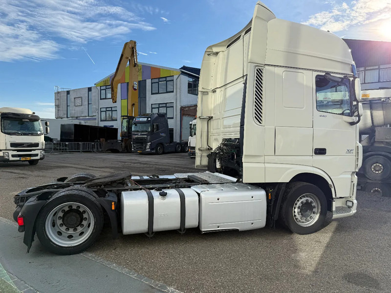 DAF XF 440 4X2 EURO 6 MEGA - ONLY 522.576 KM! - יחידת טרקטור: תמונה 4 DAF XF 440 4X2 EURO 6 MEGA - ONLY 522.576 KM! - יחידת טרקטור: תמונה 4
