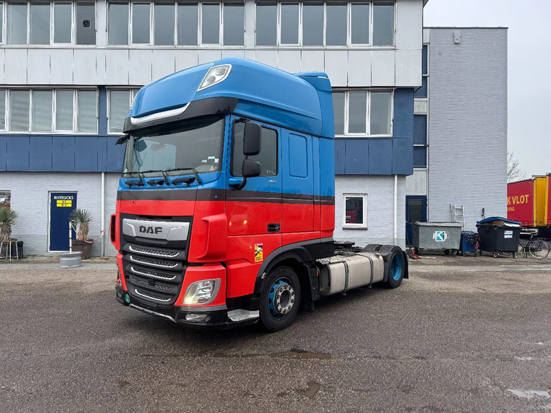 DAF XF 450 4X2 EURO 6 MEGA DOUBLE TANK - יחידת טרקטור: תמונה 1 DAF XF 450 4X2 EURO 6 MEGA DOUBLE TANK - יחידת טרקטור: תמונה 1